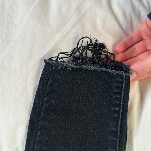 Black Mile High Levi’s Super Skinny Jeans with Silver Buttons - Picture 5 of 5